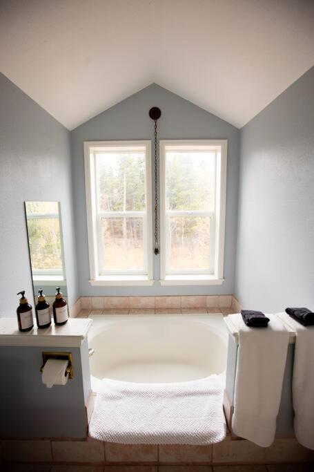 Little Gem Lodge Unique Mtn A-Frame W Hot Tub Black Hawk Bagian luar foto